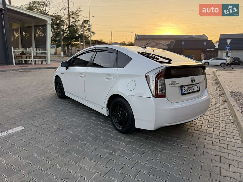 Хэтчбек Toyota Prius 2013 в Одессе