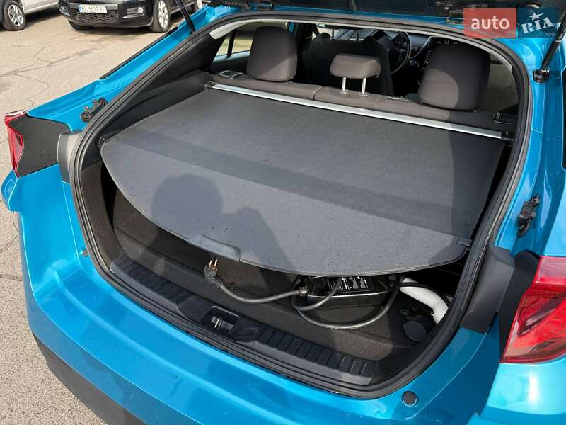 Хетчбек Toyota Prius 2019 в Кривому Розі