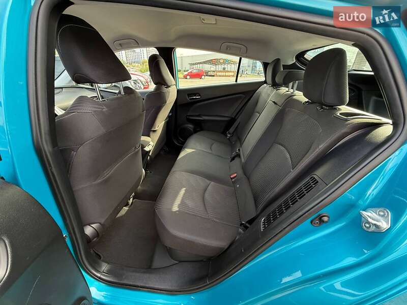 Хетчбек Toyota Prius 2019 в Кривому Розі