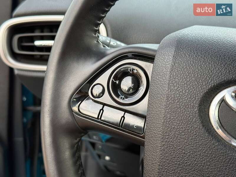 Хетчбек Toyota Prius 2019 в Кривому Розі