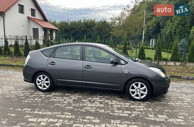 Хэтчбек Toyota Prius 2007 в 