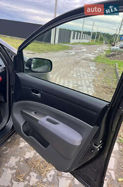 Хэтчбек Toyota Prius 2007 в 