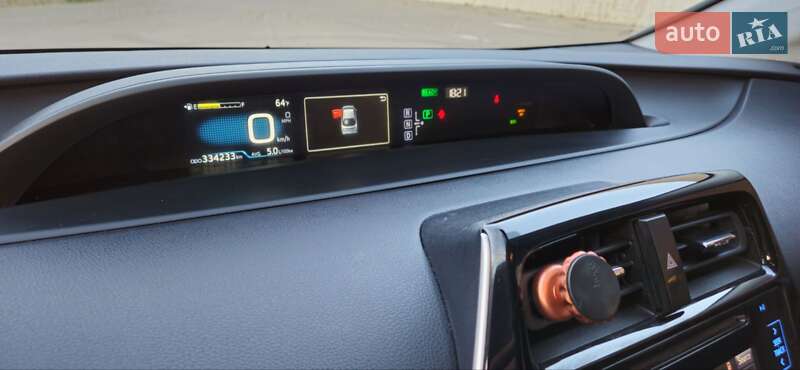 Хетчбек Toyota Prius 2018 в Києві