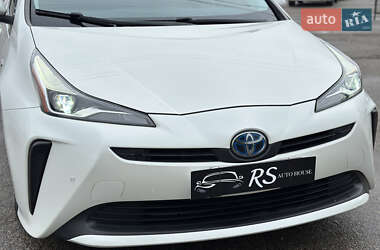 Хэтчбек Toyota Prius 2021 в Киеве