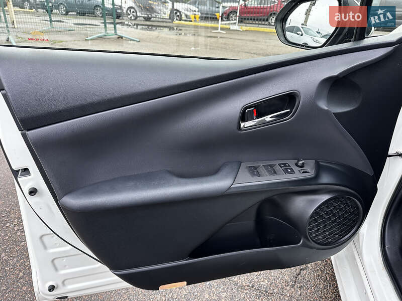 Хетчбек Toyota Prius 2021 в Києві