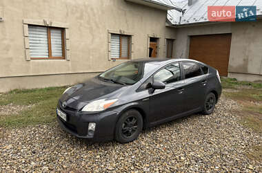 Хэтчбек Toyota Prius 2010 в Снятине
