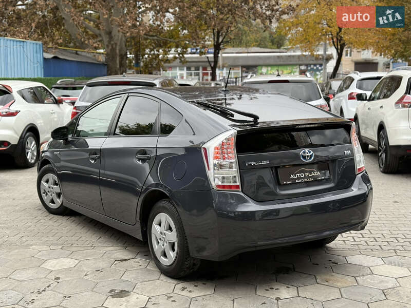 Хэтчбек Toyota Prius 2010 в Одессе