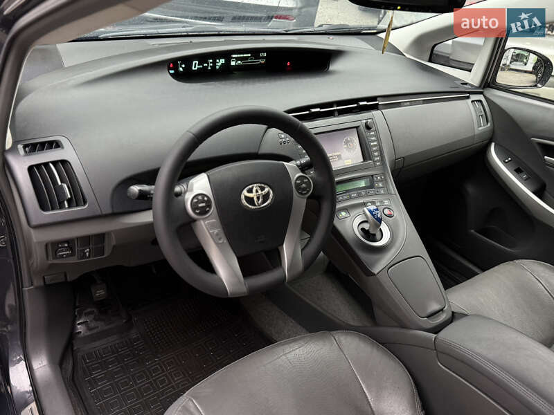 Хэтчбек Toyota Prius 2010 в Одессе