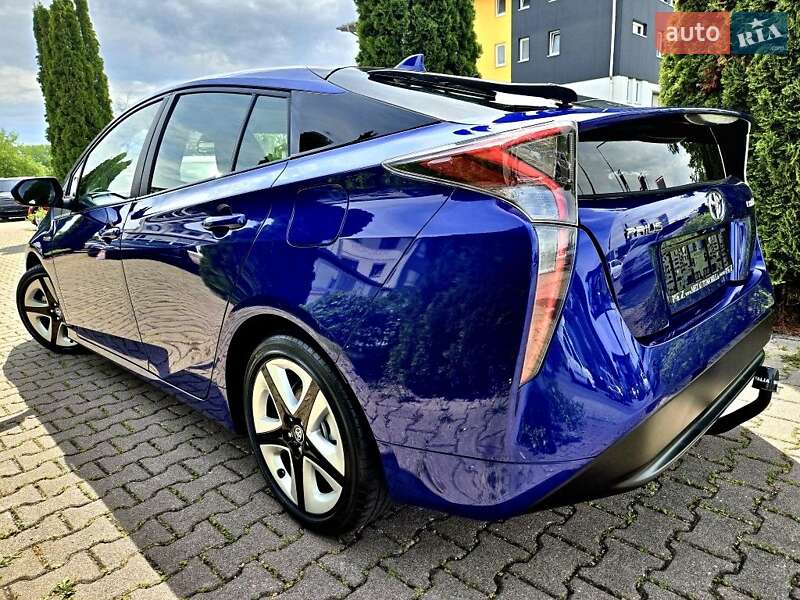 Хэтчбек Toyota Prius 2018 в Одессе