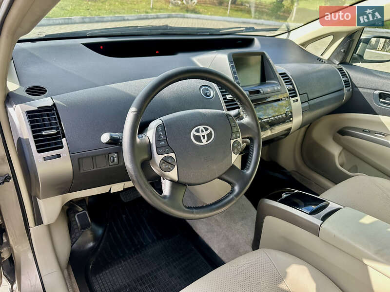 Хэтчбек Toyota Prius 2008 в Кропивницком фото 10 Хэтчбек Toyota Prius 2008 в Кропивницком