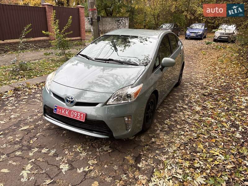 Хэтчбек Toyota Prius 2013 в Киеве фото 8 Хэтчбек Toyota Prius 2013 в Киеве