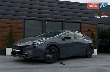Хетчбек Toyota Prius 2024 в Рівному