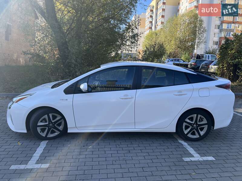 Хэтчбек Toyota Prius 2016 в Хмельницком фото 13 Хэтчбек Toyota Prius 2016 в Хмельницком