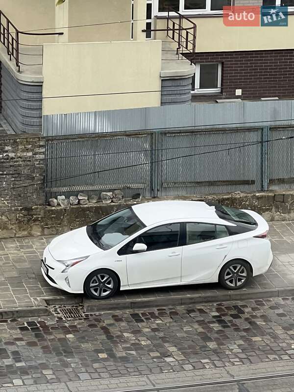 Хэтчбек Toyota Prius 2016 в Хмельницком фото 43 Хэтчбек Toyota Prius 2016 в Хмельницком