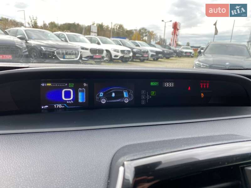 Хэтчбек Toyota Prius 2022 в Львове фото 16 Хэтчбек Toyota Prius 2022 в Львове