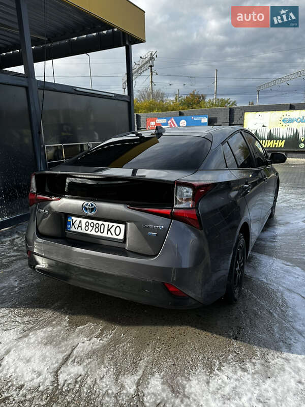 Хэтчбек Toyota Prius 2022 в Кременчуге