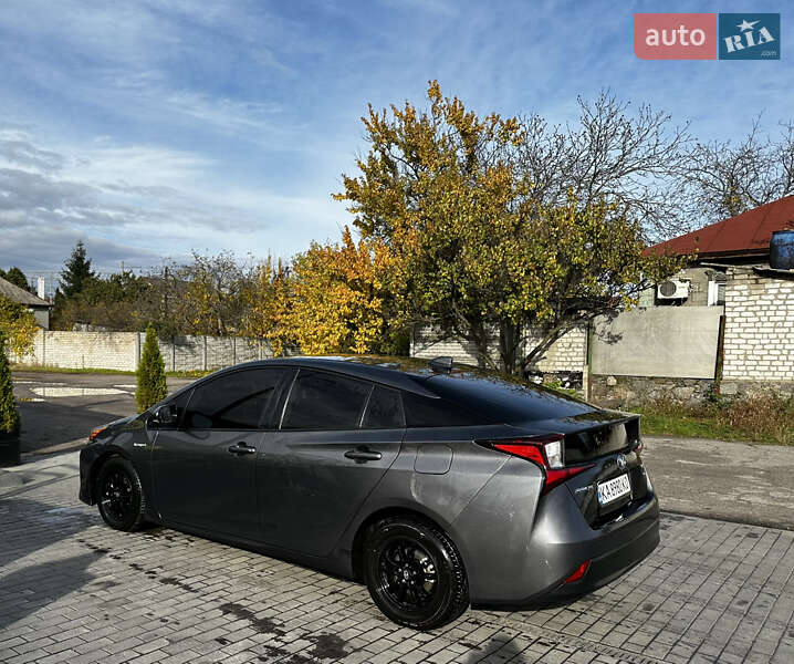 Хэтчбек Toyota Prius 2022 в Кременчуге
