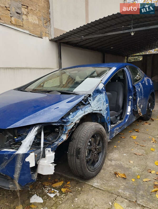 Хэтчбек Toyota Prius 2023 в Одессе