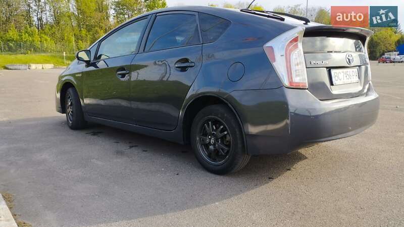 Хетчбек Toyota Prius 2010 в Львові фото 8 Хетчбек Toyota Prius 2010 в Львові