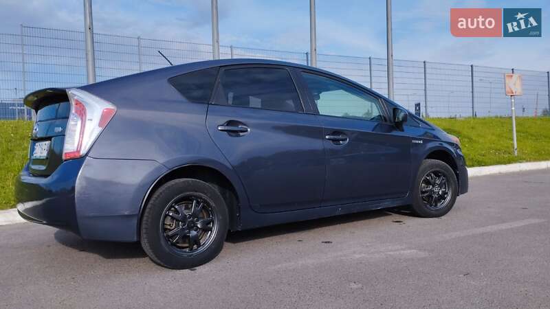 Хетчбек Toyota Prius 2010 в Львові фото 12 Хетчбек Toyota Prius 2010 в Львові