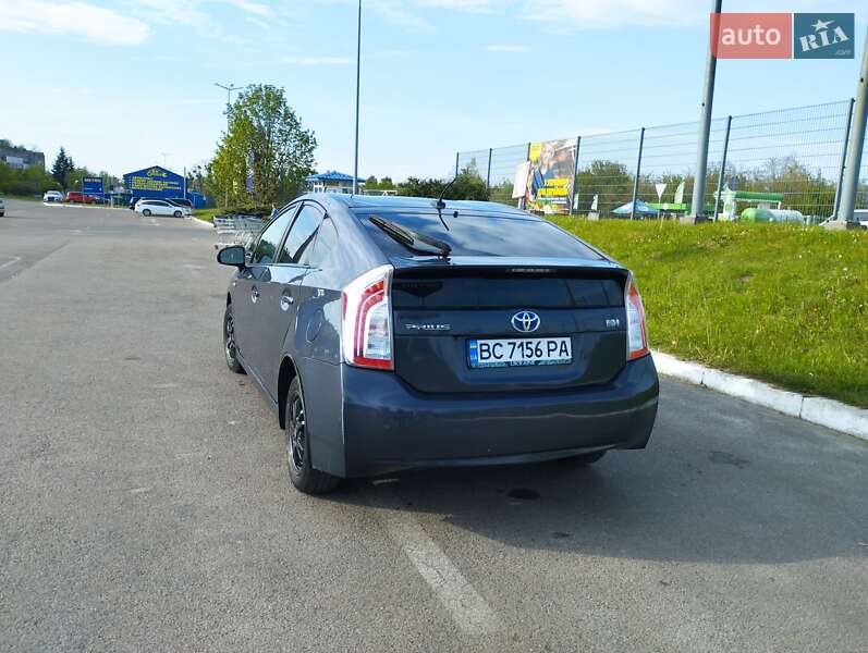 Хетчбек Toyota Prius 2010 в Львові фото 4 Хетчбек Toyota Prius 2010 в Львові