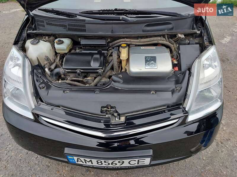 Хэтчбек Toyota Prius 2007 в Белгороде-Днестровском фото 8 Хэтчбек Toyota Prius 2007 в Белгороде-Днестровском