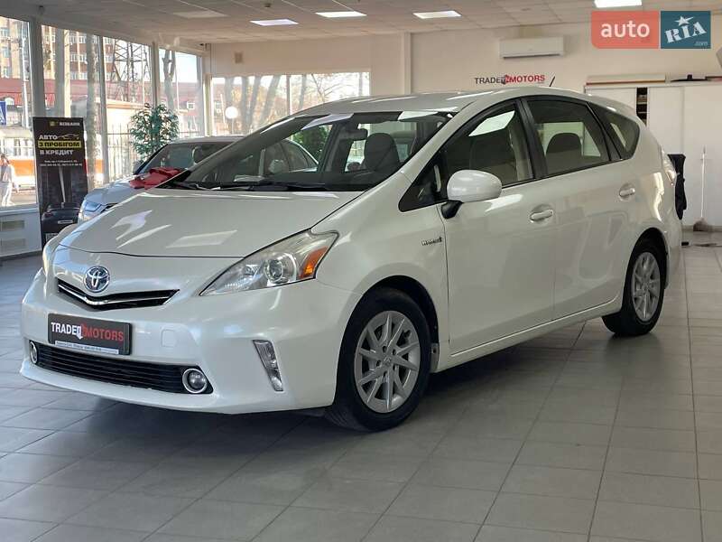Хэтчбек Toyota Prius 2012 в Киеве фото 6 Хэтчбек Toyota Prius 2012 в Киеве