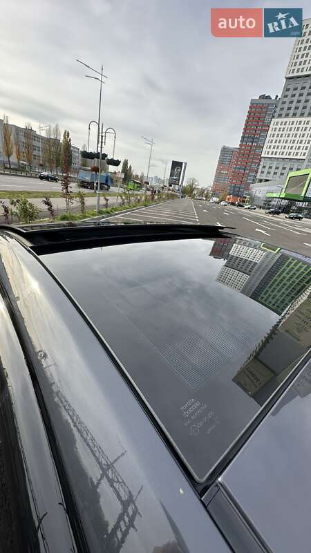 Хэтчбек Toyota Prius 2010 в Киеве фото 9 Хэтчбек Toyota Prius 2010 в Киеве