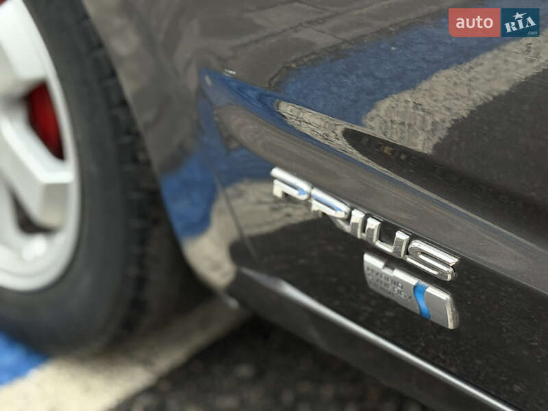 Хетчбек Toyota Prius 2006 в Дніпрі