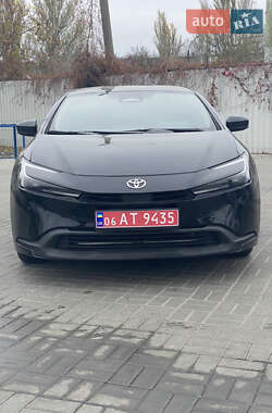 Хэтчбек Toyota Prius 2023 в Запорожье
