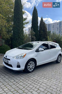 Хетчбек Toyota Prius 2013 в Львові