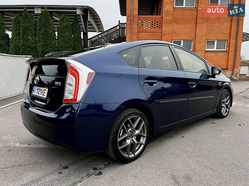 Хетчбек Toyota Prius 2013 в Києві