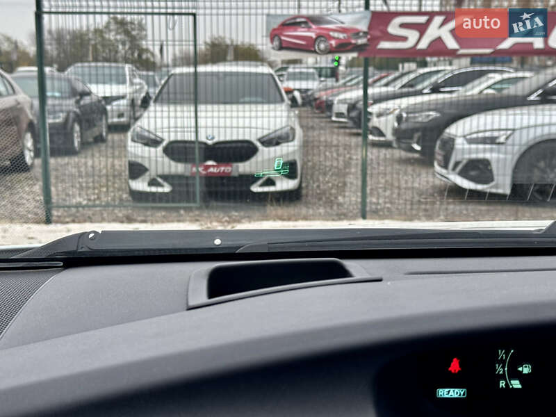 Хэтчбек Toyota Prius 2012 в Киеве