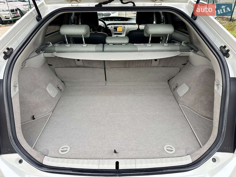 Хэтчбек Toyota Prius 2012 в Киеве