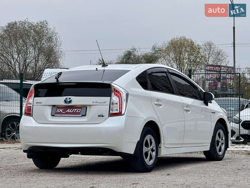 Хэтчбек Toyota Prius 2012 в Киеве