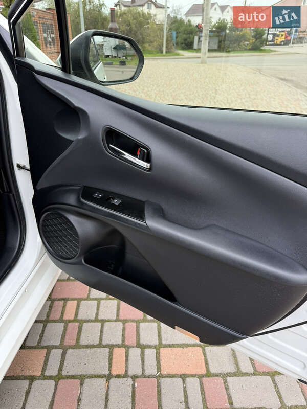 Хэтчбек Toyota Prius 2017 в Одессе фото 59 Хэтчбек Toyota Prius 2017 в Одессе