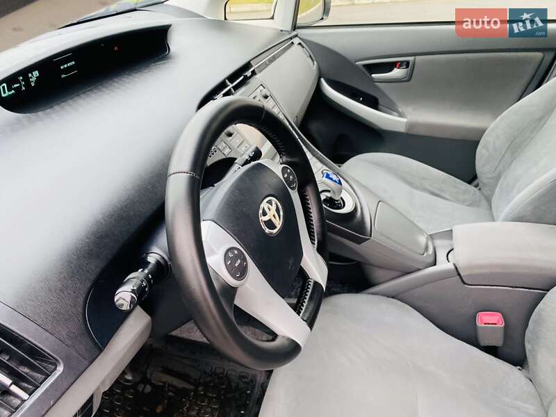 Хетчбек Toyota Prius 2010 в Харкові