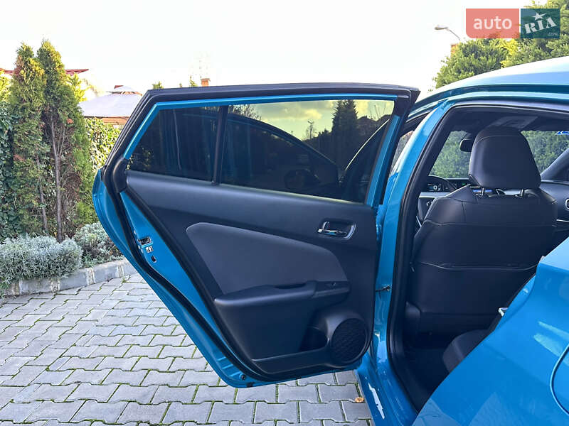 Хетчбек Toyota Prius 2022 в Одесі