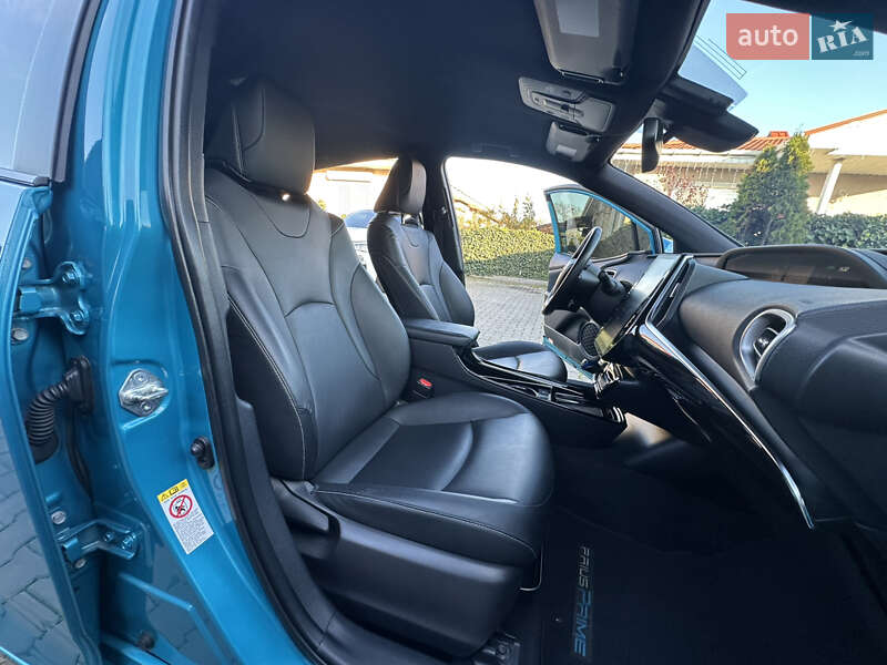 Хетчбек Toyota Prius 2022 в Одесі