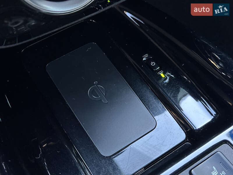 Хетчбек Toyota Prius 2022 в Одесі