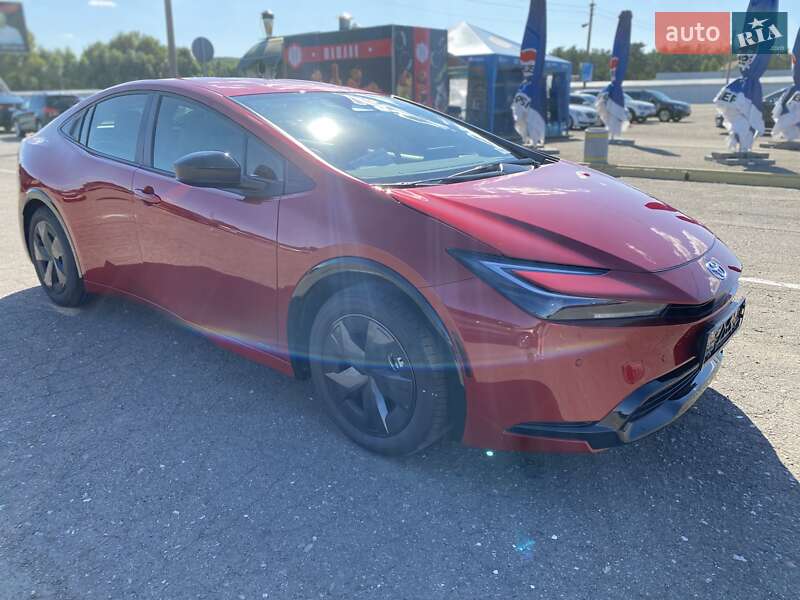 Хэтчбек Toyota Prius 2024 в Киеве фото 19 Хэтчбек Toyota Prius 2024 в Киеве