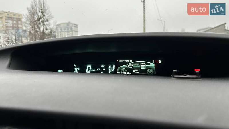 Хэтчбек Toyota Prius 2014 в Львове