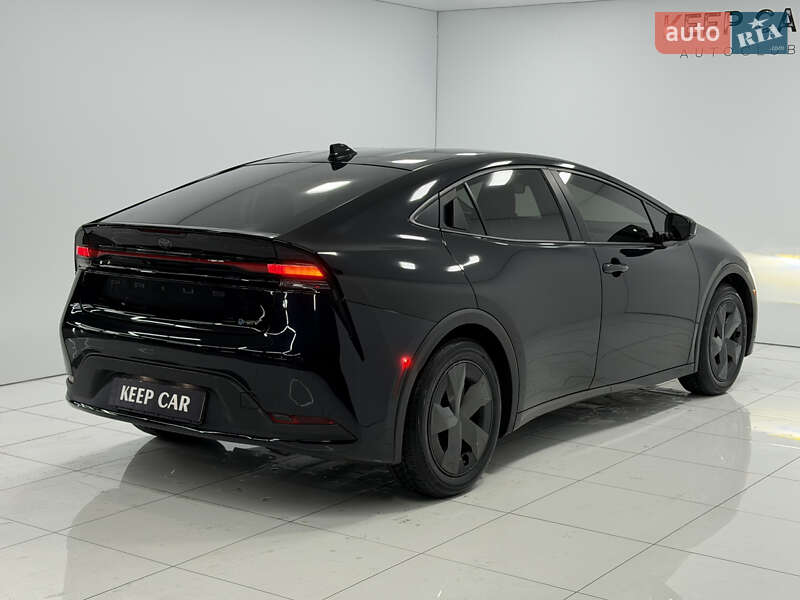 Хэтчбек Toyota Prius 2023 в Одессе