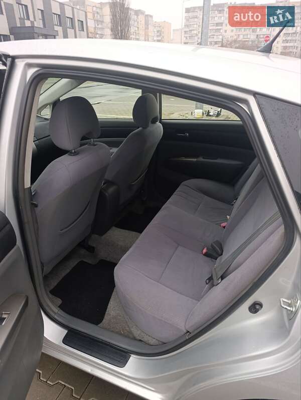 Хэтчбек Toyota Prius 2008 в Киеве