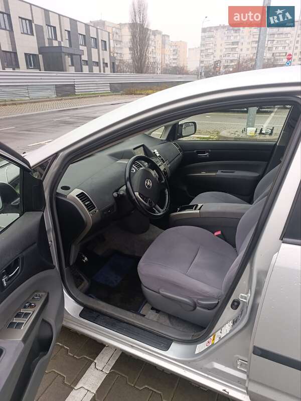 Хэтчбек Toyota Prius 2008 в Киеве