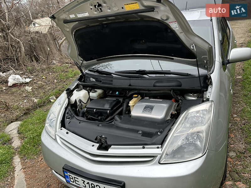 Хетчбек Toyota Prius 2005 в Одесі