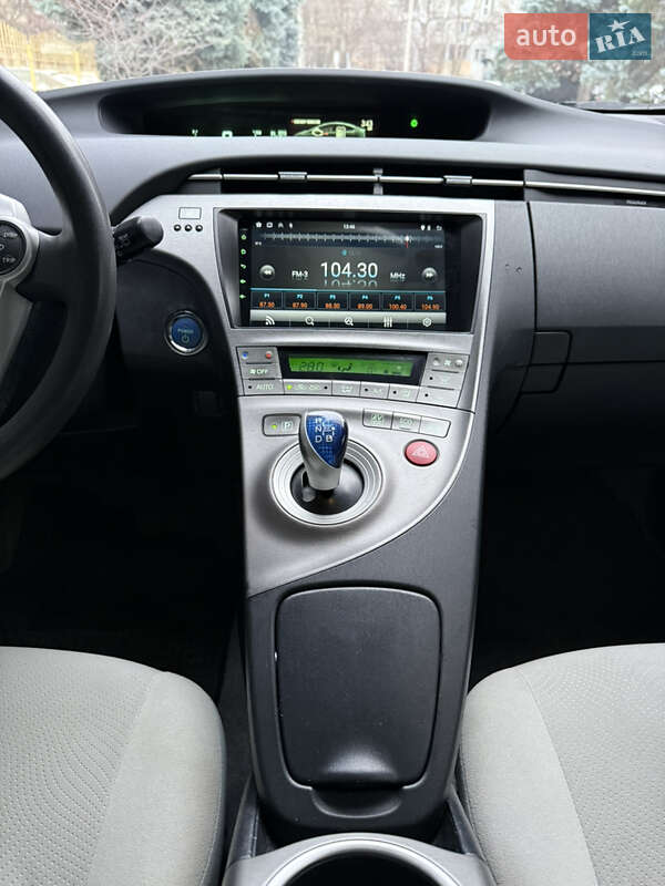 Хетчбек Toyota Prius 2014 в Одесі