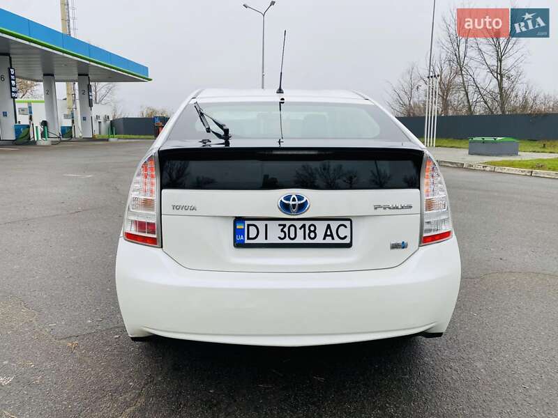 Хэтчбек Toyota Prius 2010 в Харькове