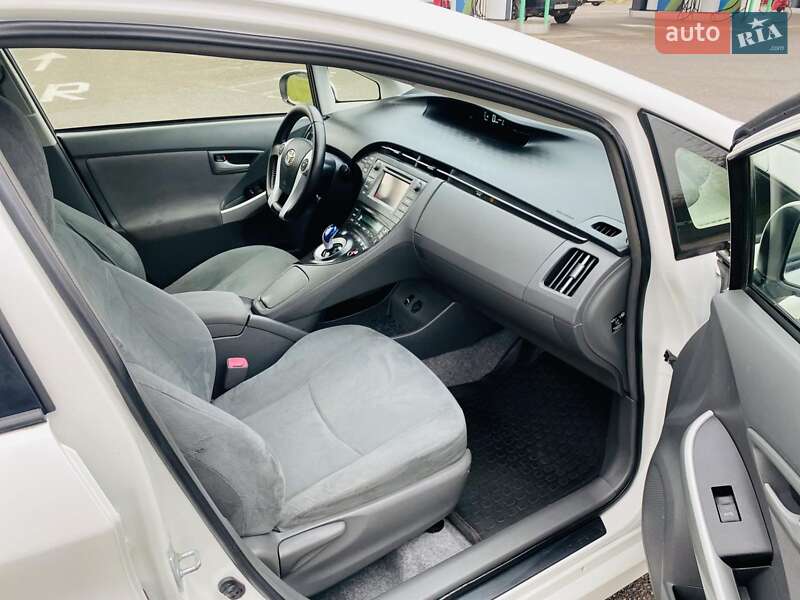 Хэтчбек Toyota Prius 2010 в Харькове