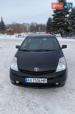 Хэтчбек Toyota Prius 2004 в Лозовой